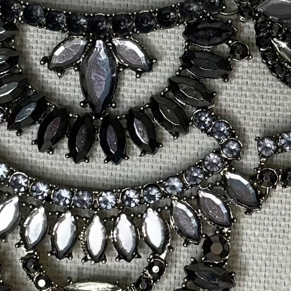 Jeweled Fashion Necklace - Picture 5 of 5